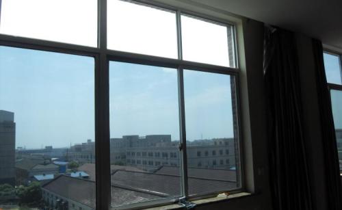 玻璃貼膜起泡 玻璃貼膜起泡